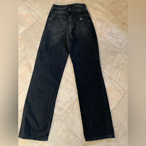 New Guess mom jeans black - Picture 4 of 5